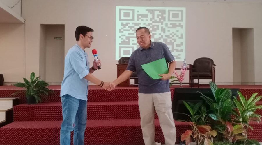 Pola Komunikasi Penuh Kasih, Resep Jitu Keluarga Bahagia